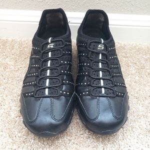 Black Skechers